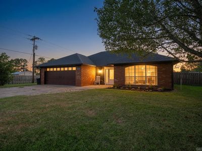 1700 Valley View Dr