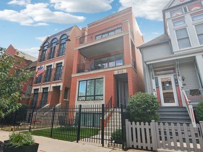 919 W Wrightwood Ave #2