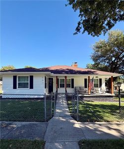 207 S 5th St