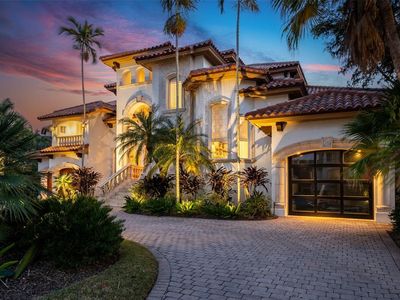 1394 Harbor Dr