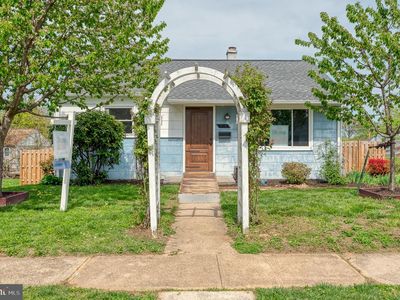 147 Bay Blvd