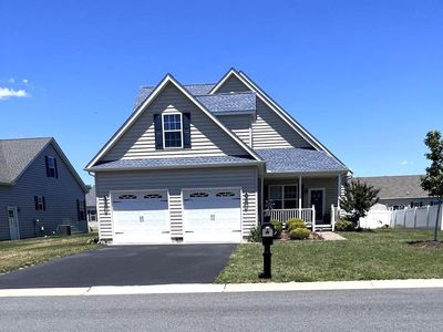 37 Ponds Edge Dr