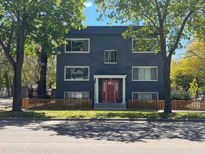 423 W 31st St APT 102