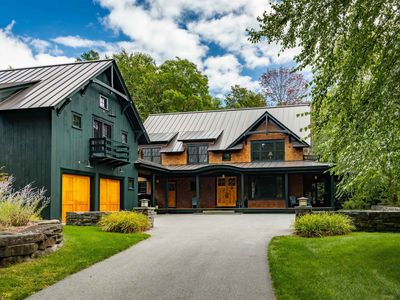 422 Shagbark Lane