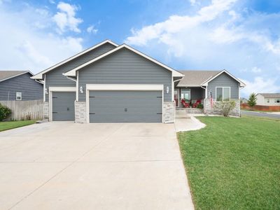 Property at 902 N Saint Andrew Ct, Goddard, KS