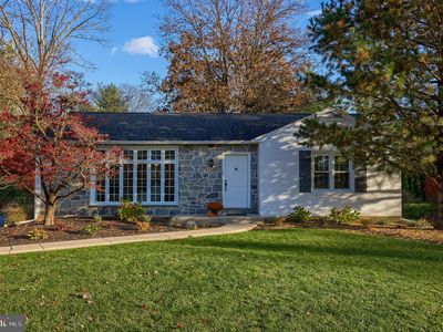 Property at 1514 Hollywood Dr, Lancaster, PA