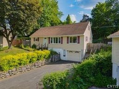 155 Vieau Dr