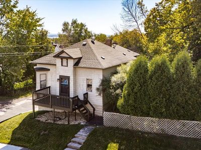 617 N 24th Ave W