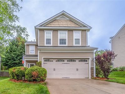 Property at 6009 Accord Ct, Pfafftown, NC