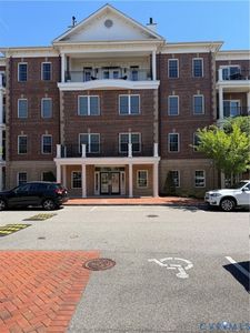 250 Finial Ave Unit 4C