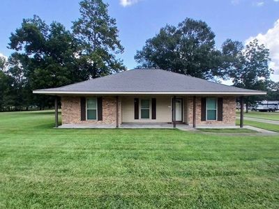 Property at 14944 Wilmington Dr, Pride, LA