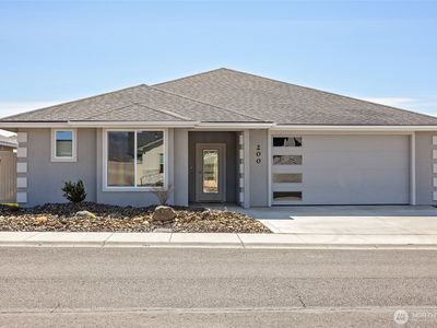 200 E Chinook Road