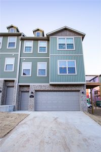 2818 W Auburn Dr