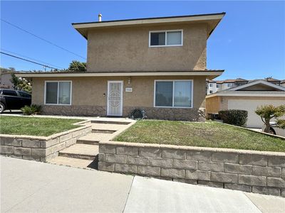 3246 Locust Ave