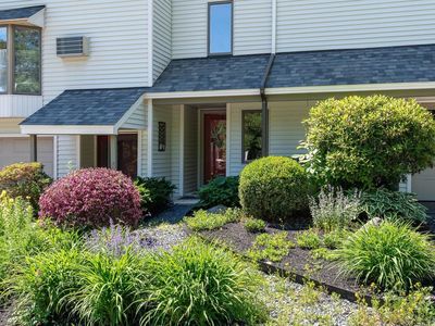 23 Bucks Hill Road