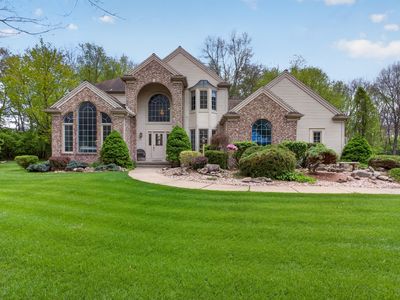 4809 Stonewood Dr