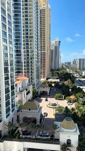 18001 Collins Ave #716