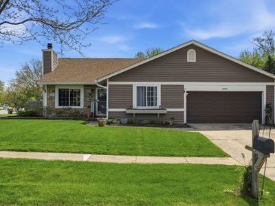 Property at 2S631 Angeline Ct, Warrenville, IL