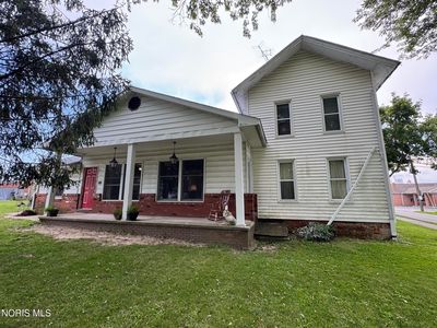 107 W North St