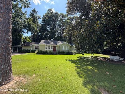 27 Montebello Dr