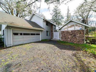 41348 Kingston Lyons Dr SE