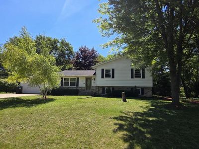 N50W14473 Fairmount AVENUE