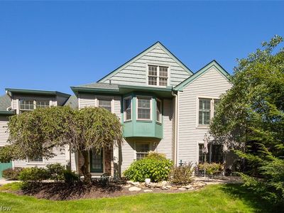878 Hampton Ct