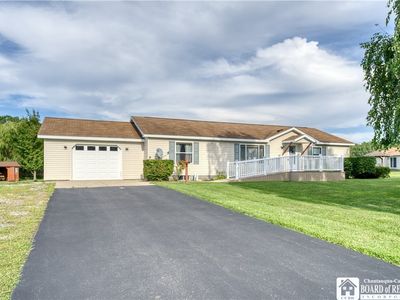 10 Haywood Dr