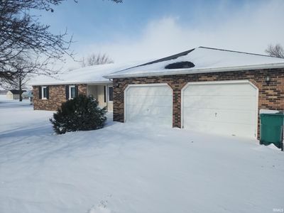 10613 E State Road 18