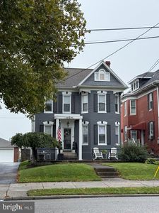 273 Frederick St