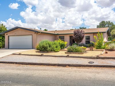 5497 Amarillo Del Sol