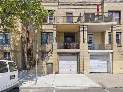 122 61st St