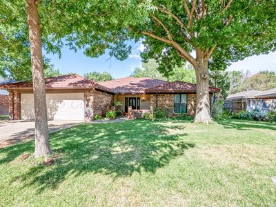 4009 Oakhurst Dr