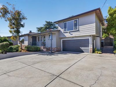 15900 Alum Rock Ave