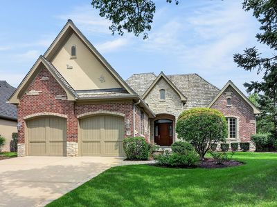 46 Forest Gate Cir
