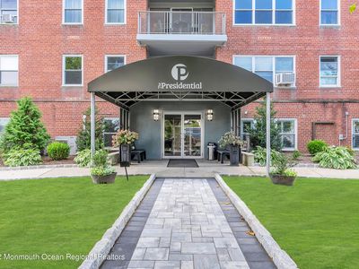 1615 Park Avenue #4E