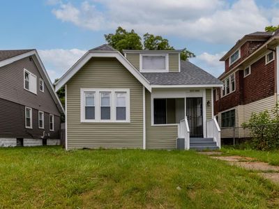 2661 North 44th STREET