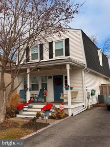 1705 Fairhill Dr