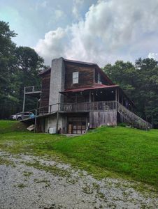 2211 Shady Cove Rd