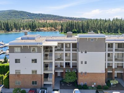 415 W Waterside Dr APT 202