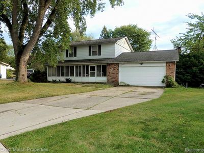 9438 W Shady Grove Ct