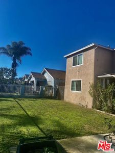 1055 W 104th St