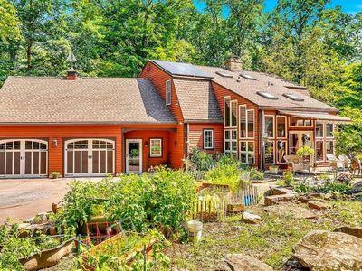 8132 Covered Bridge Rd