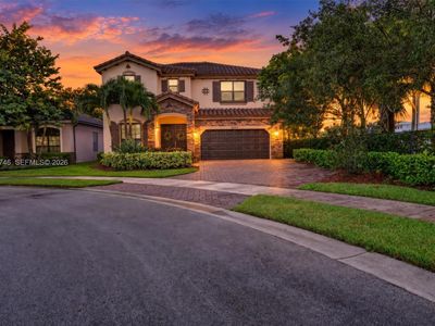 9062 Gulf Cove Dr