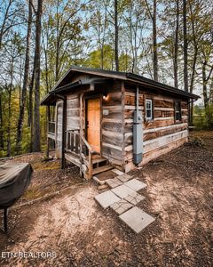 960 Timber Lake Cir
