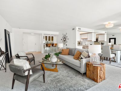 Property at 1221 N Kings Rd APT 305, West Hollywood, CA