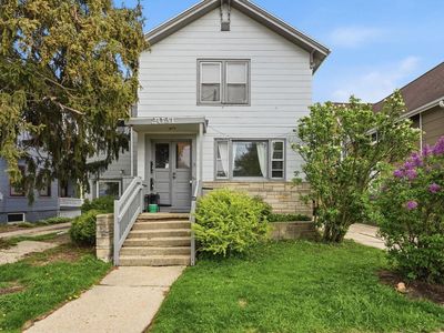2031 E Washington Avenue