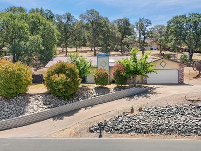 2133 S Highway 26