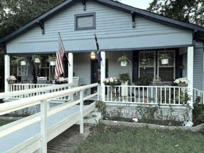 403 Main St