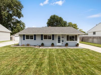 Property at 1106 Dorene Blvd, Carter Lake, IA